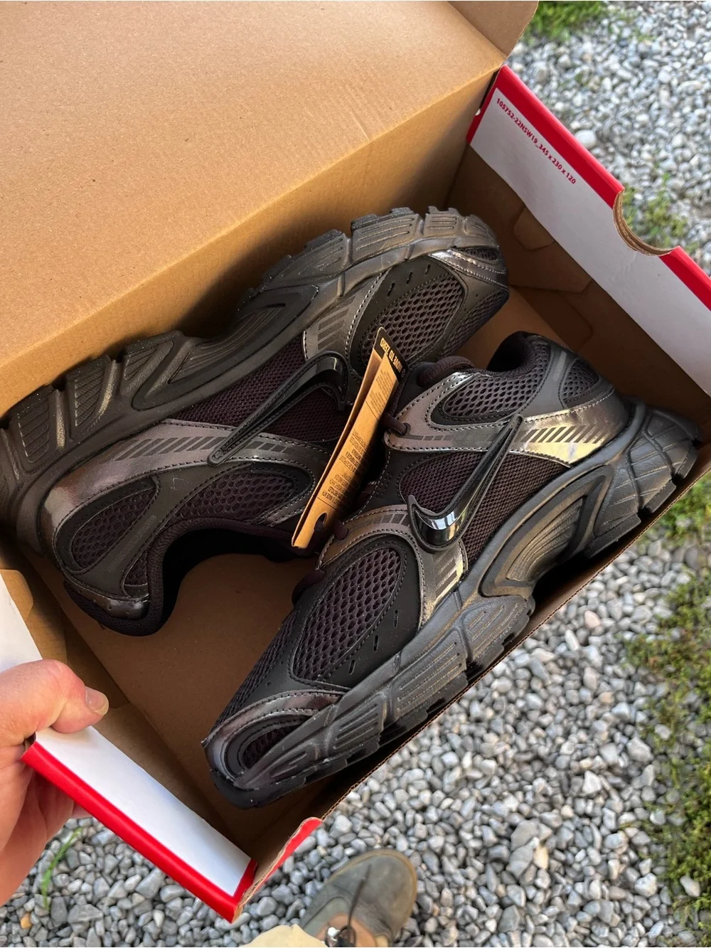 Nike V5 RNR Streetwear/Athletic Shoes Size 10 Men/11.5 Women